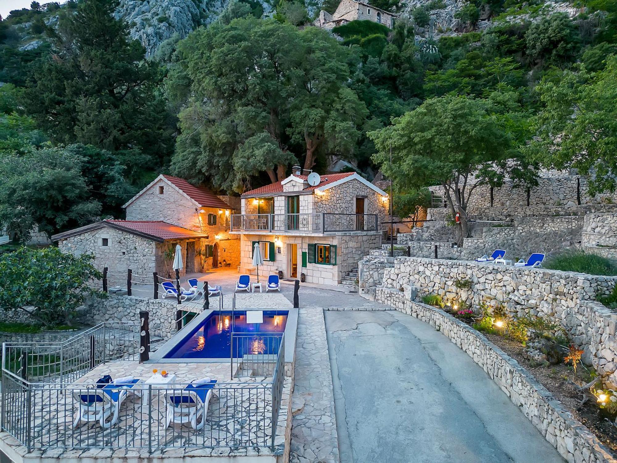 Stonehouse Residence In Makarska With Heated Pool Exteriör bild