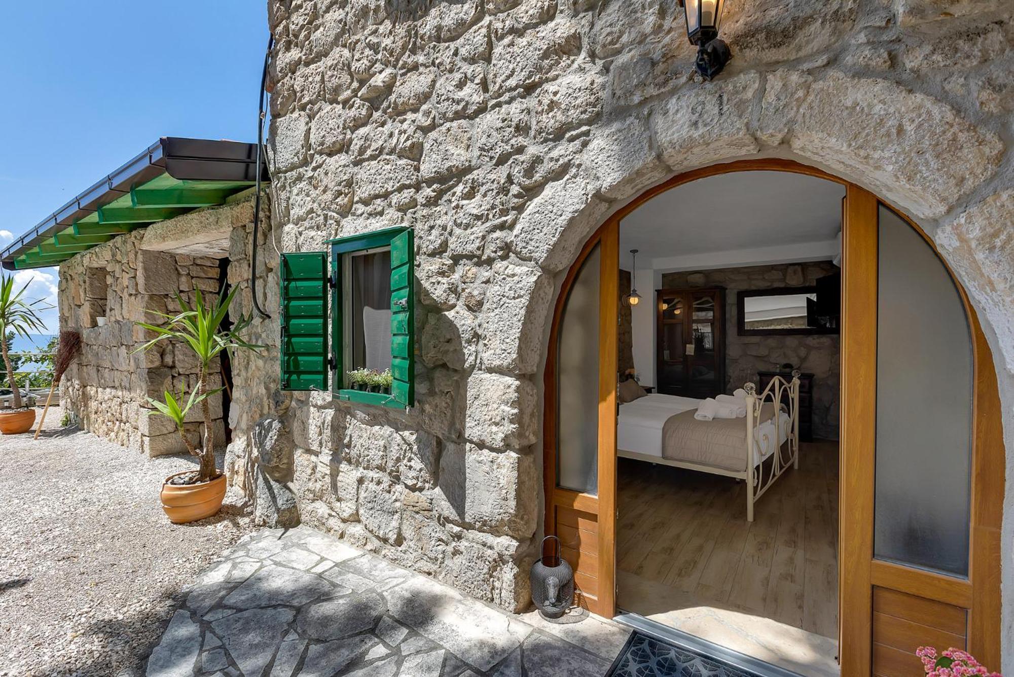 Stonehouse Residence In Makarska With Heated Pool Exteriör bild